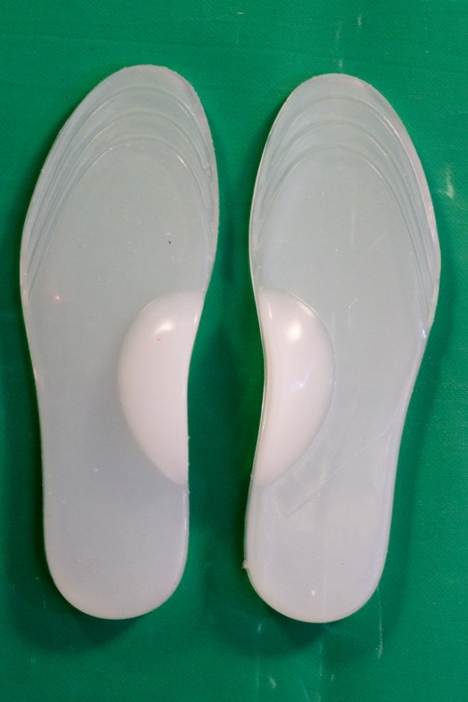 SILICONE INSOLE WITH MEDIAL ARCH 