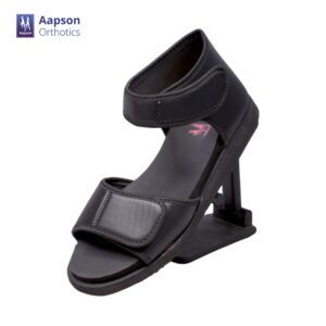 M.C.R Footwear Dunmark Close Heel (Male / Female)